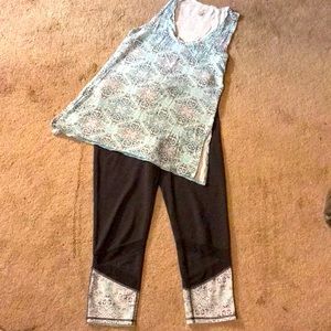 Gaiam Leggings top set
